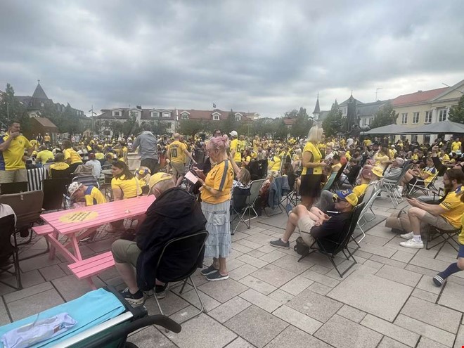 Stor optimism hos VM-publiken på torget