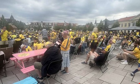 VM-fest väntar Sverige – men så blir det på torget