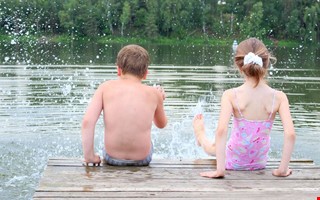 Härligt med ett tryggt sommarlov – men inte för alla 