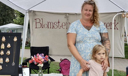 Keramik och smycken tog plats i Badhusparken