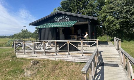 Tjuvar slog till mot golfklubben