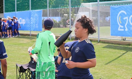 Tuffa Gothia-matcher för KIF i tryckande hettan