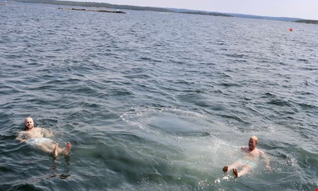 Så varmt är det på din badplats just nu