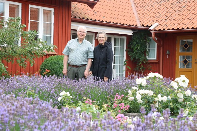 Två olika trädgårdar öppnade för besökare