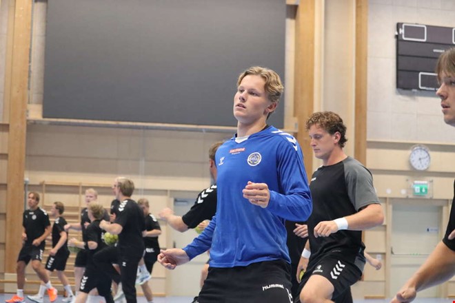 HK Aranäs startade upp säsongen – för båda lagen