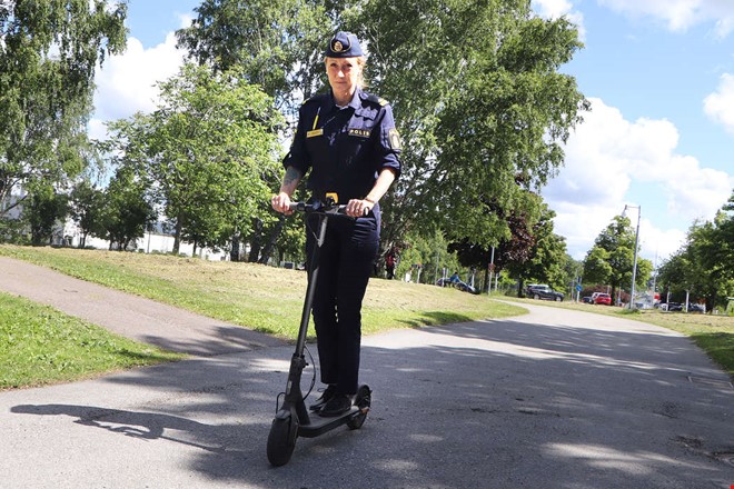 Många olyckor – nu ska regler för elsparkcyklar ses över 