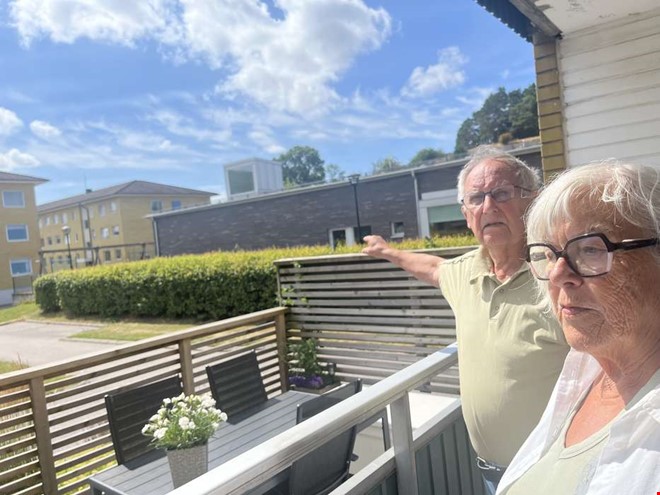 Britt kräver att kommunen städar bort måsboet 