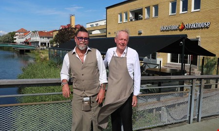 Restaurang satsar på ny pianobar vid vattnet 
