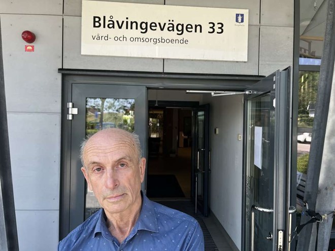 72-årige Felix orolig för personalens hälsa på boendet