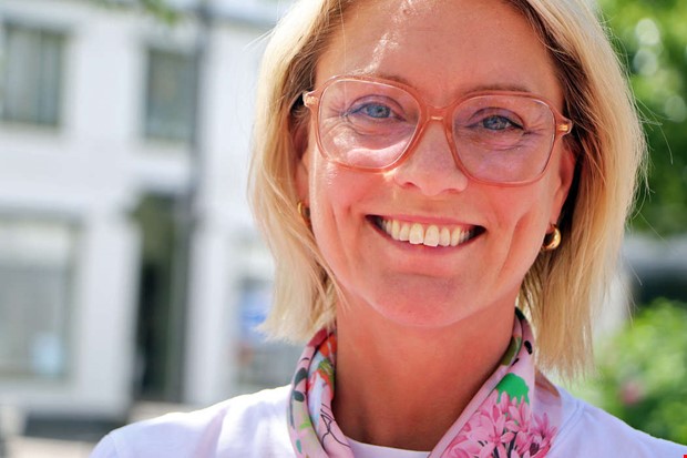 Debatt : L vill införa en skolboksgaranti