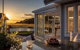 Villa med havsutsikt och stor terrass väckte intresse