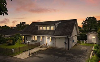 Villa med solig altan och uterum väckte intresse