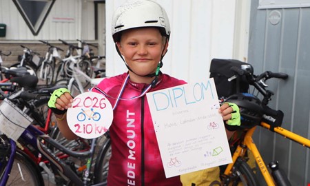 Fick löfte om en cykel – då cyklade nioåringen 21 mil