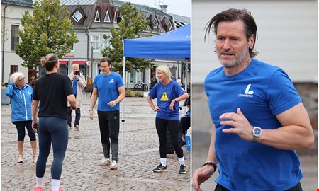 Oväntade draget i valrörelsen – profilen höll träningspass på torget