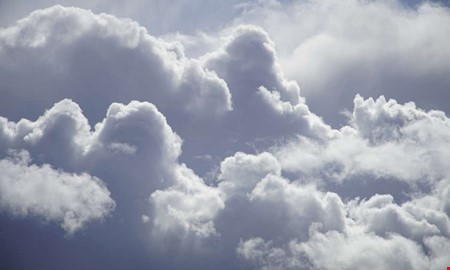 Regn och blåst på väg – sedan kommer solen