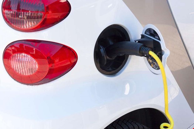 Debatt: Är elbilen en miljöbluff? Debatt: Är elbilen en miljöbluff?