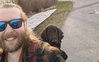 William och sambon blev utelåsta – av valpen Fenris