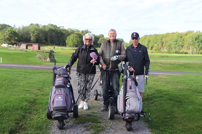 Golfare samlades för årets tävling – profilen gjorde debut