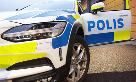 Inbrott i garage – verktyg och däck stulna