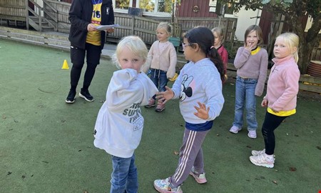 Förskolans knep: Disneyfilm ska få fler tjejer att spela fotboll