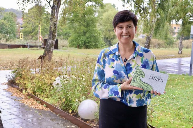 Hon fastnade för konstformen från USA – nu säljs hennes bok i flera länder