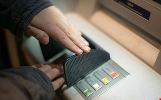 Debatt: Så går det att minska bankbedrägerier 