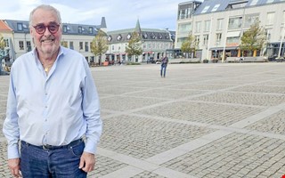 Han vill se fler äldre i politiken: 