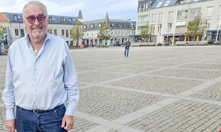 Han vill se fler äldre i politiken: 