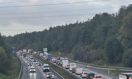 Ny olycka på E6 – två bilar i krock