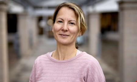 Brist på influensavaccin – vårdpersonal får vänta på dos