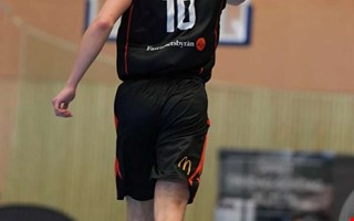 Vann efter att coacherna väckt laget