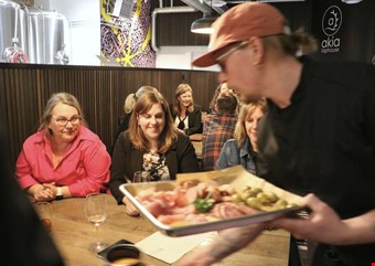 Kollegorna p Visible care fr maten serverad. Foto: Christina Wagner