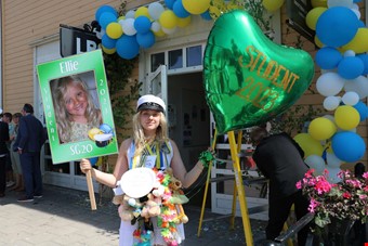 Ellie Bjrk hade ftt matchande plakat och ballong i grnt. Foto: Johanna Simonsson